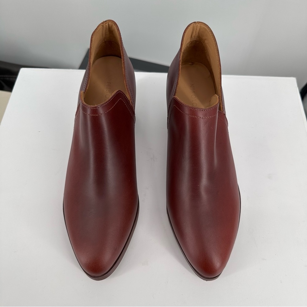Nisolo Leather Ankle Boot in Auburn size 8 New in Box - Picture 7 of 13